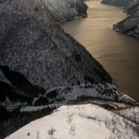 Ned mot fjorden, fotokunst veggbilde / plakat av Bård Basberg