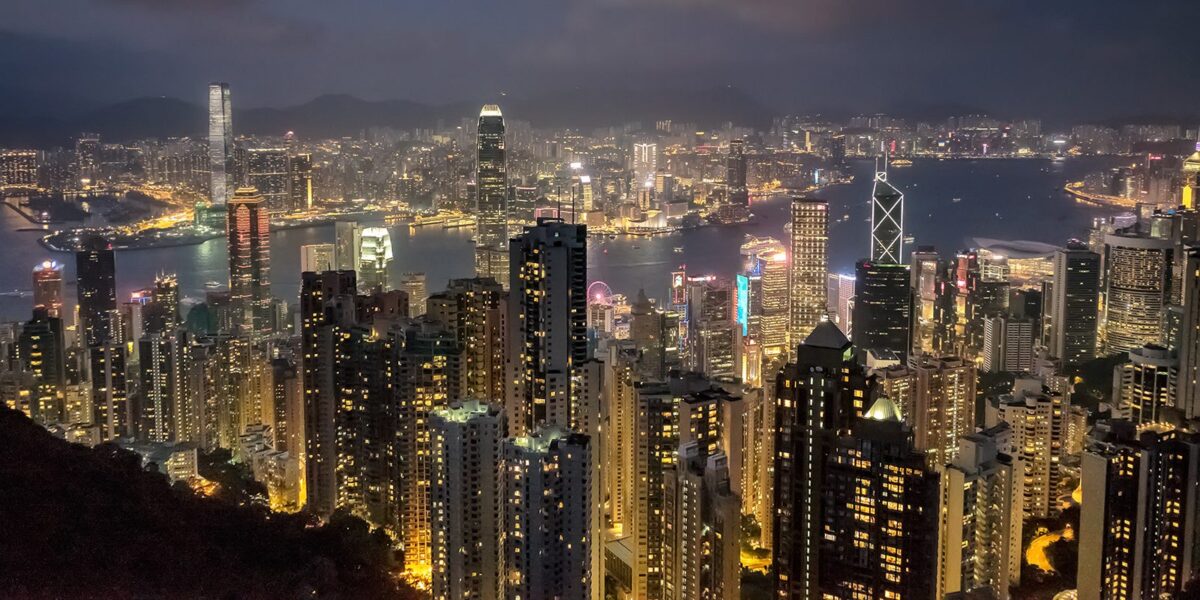 Hong Kong - kveldsutsikt fra Victoria Peak I, fotokunst veggbilde / plakat av Erling Maartmann-Moe
