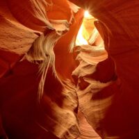 Antelope Canyon nær Page, AZ, kanskje den mest berømte sandsteinscanyon i USA, fotokunst veggbilde / plakat av Erling Maartmann-Moe
