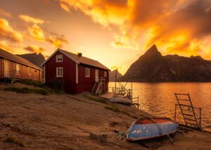 Solnedgang ved Trondheimsfjorden, fotokunst veggbilde / plakat av Terje Kolaas