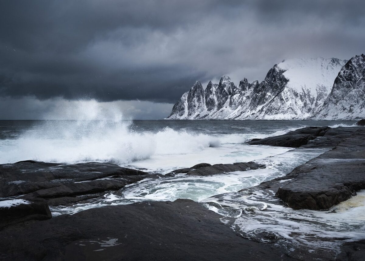 Uvær og bølger på Senja, fotokunst veggbilde / plakat av Kristoffer Vangen