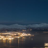 Nordlys over Tromsø, fotokunst veggbilde / plakat av Magne Tveiten