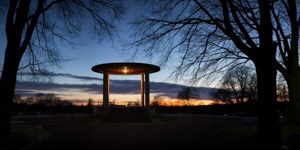 Solnedgang i Torshovparken en januarkveld., fotokunst veggbilde / plakat av Magne Tveiten