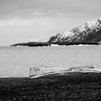 Forlatt robåt Spitsbergen, fotokunst veggbilde / plakat av Peder Aaserud Eikeland