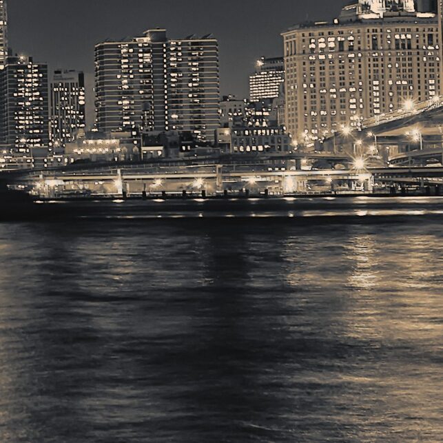 Manhattan skyline fra Brooklyn på kvelden SH, fotokunst veggbilde / plakat av Peder Aaserud Eikeland