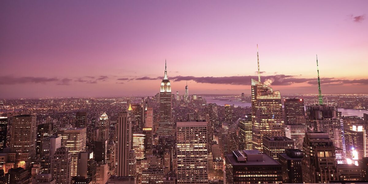 Manhattan by night skyline, fotokunst veggbilde / plakat av Peder Aaserud Eikeland