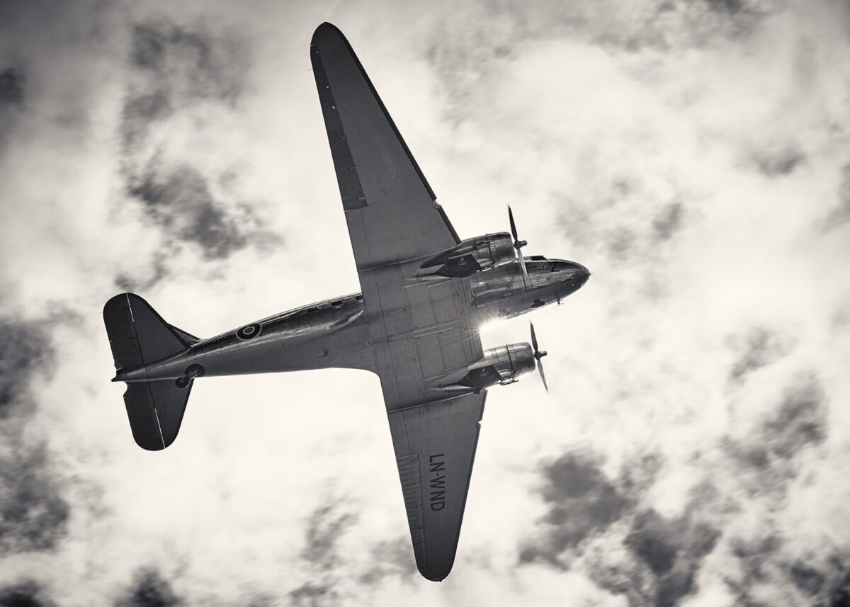 Dakota DC-3, fotokunst veggbilde / plakat av Peder Aaserud Eikeland