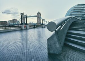 Panoramabilde av London Millennium Bridge over Themsen, fotokunst veggbilde / plakat av Peder Aaserud Eikeland