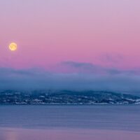 Fullmåne over Trondheimsfjord, fotokunst veggbilde / plakat av Terje Kolaas