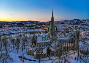 Vintermorgen i Trondheim, fotokunst veggbilde / plakat av Terje Kolaas
