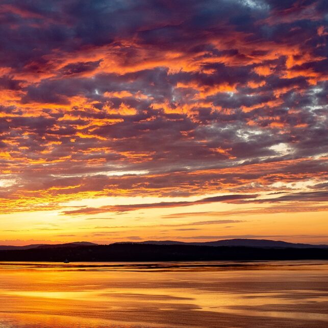 Solnedgang ved Trondheimsfjorden, fotokunst veggbilde / plakat av Terje Kolaas