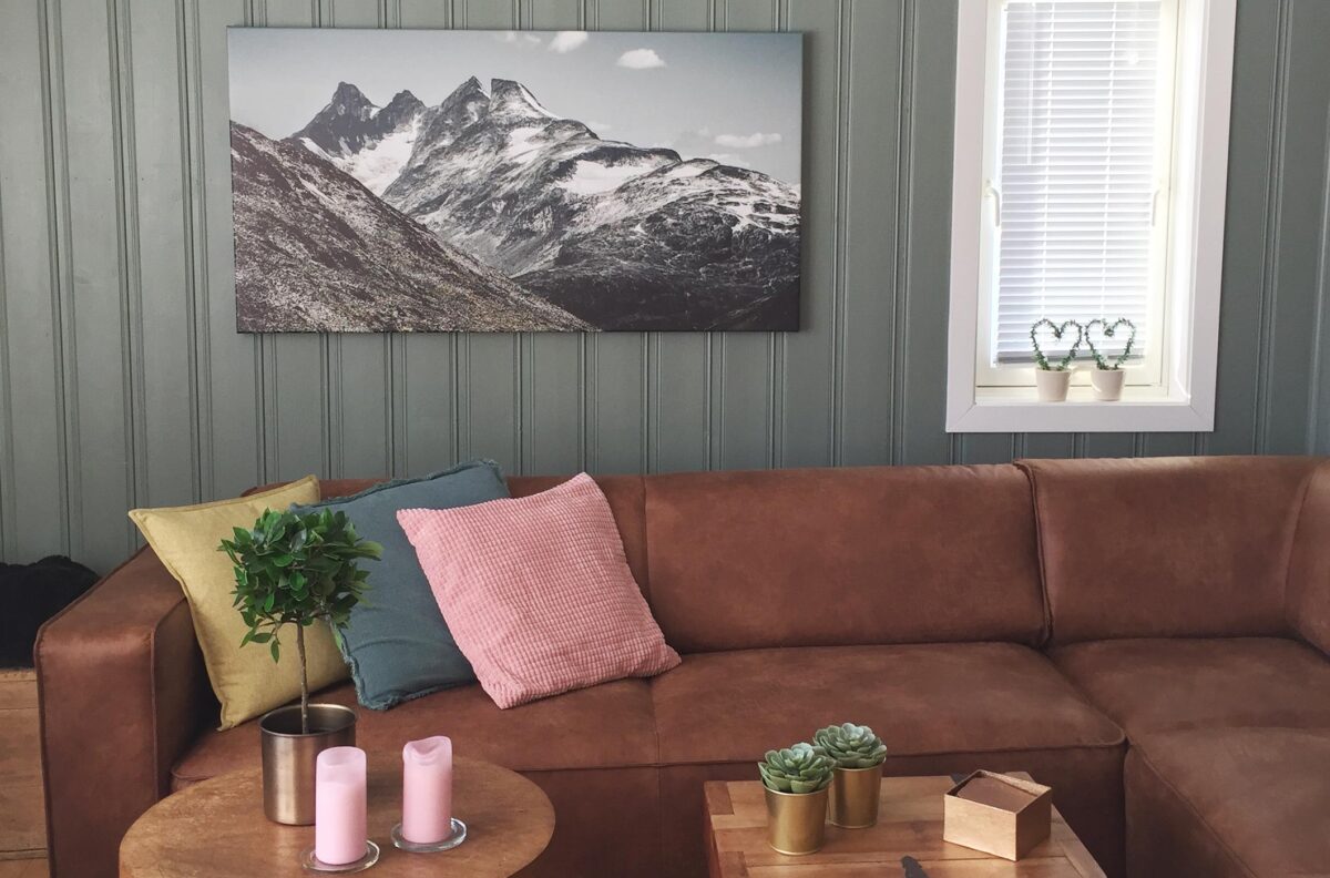 De karakteristiske toppene i fjellrekken Hurrungane, fotokunst veggbilde / plakat av Tor Arne Hotvedt
